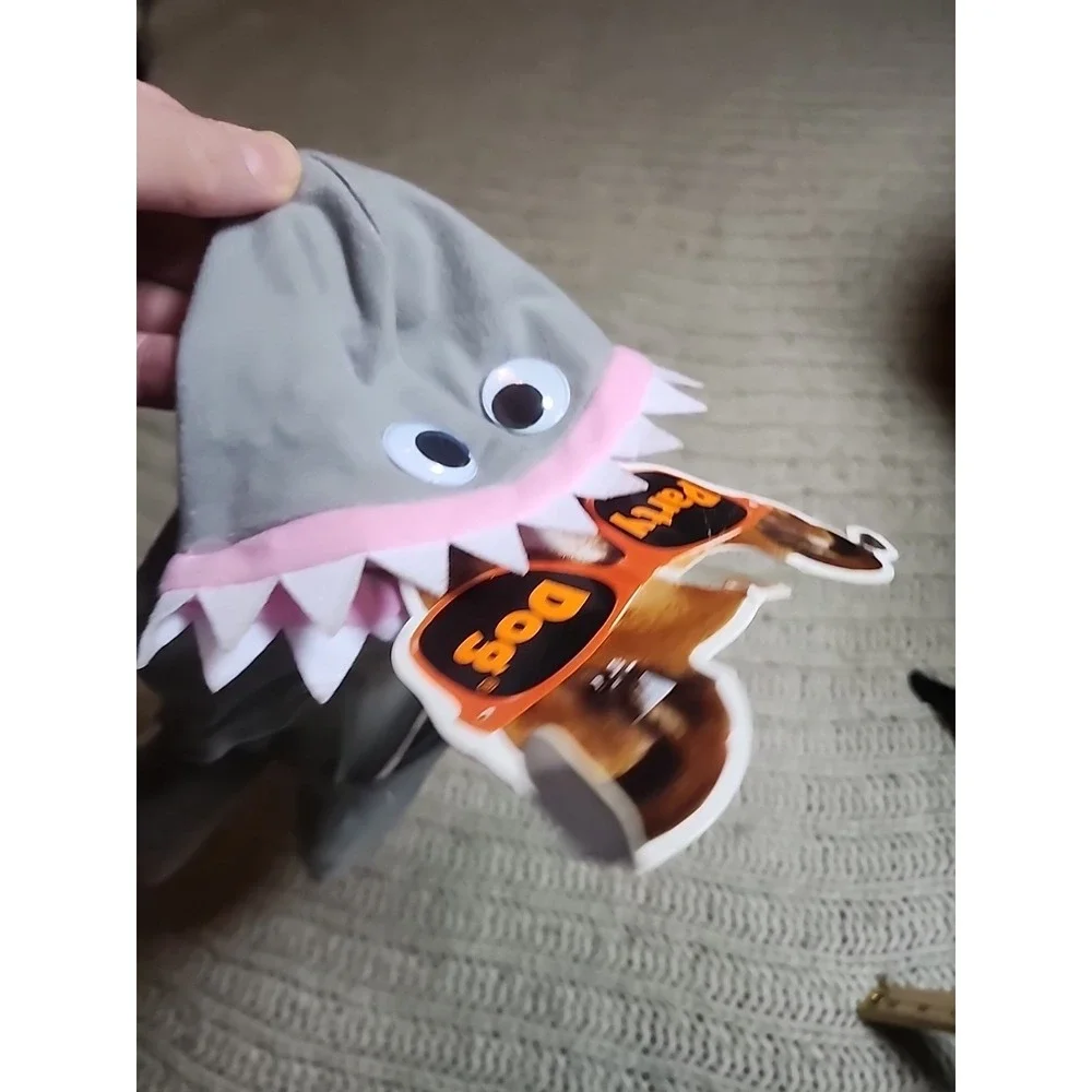 New Party Dog SHARK Pet Halloween Costume New Vest Med/Large